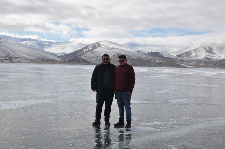 Çıldır Gölü'nde atlı kızak keyfi! G2