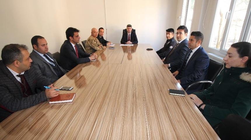 &ldquo;Uyuşturucu ve madde bağımlılığı ile m&uuml;cadele&rdquo; toplantısı yapıldı