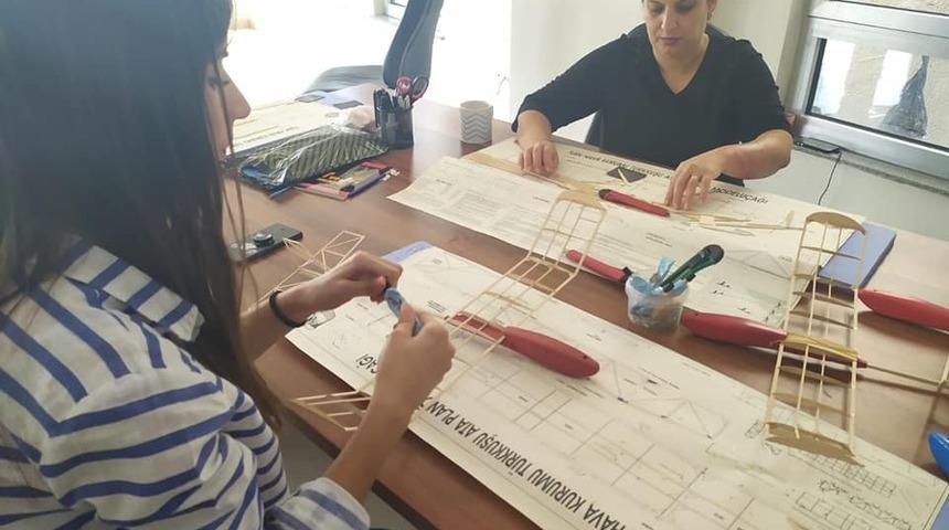 Model u&ccedil;ak başlangı&ccedil; ve tekam&uuml;l kursu başladı