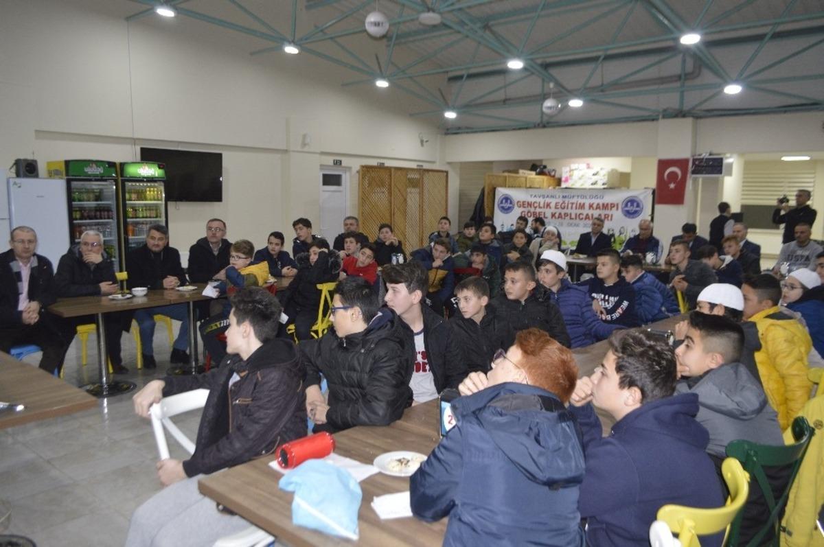 &ldquo;&Ouml;nc&uuml; Gen&ccedil;lik Kampı&rdquo; G&ouml;bel Termal Tesisleri&rsquo;nde ger&ccedil;ekleştiriliyor