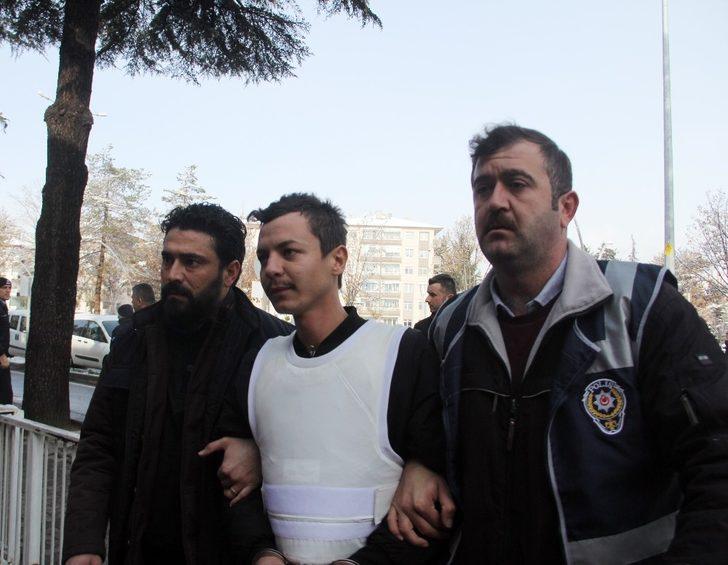 Öldürüp, cesedini yakmıştı! Cezası belli oldu G2