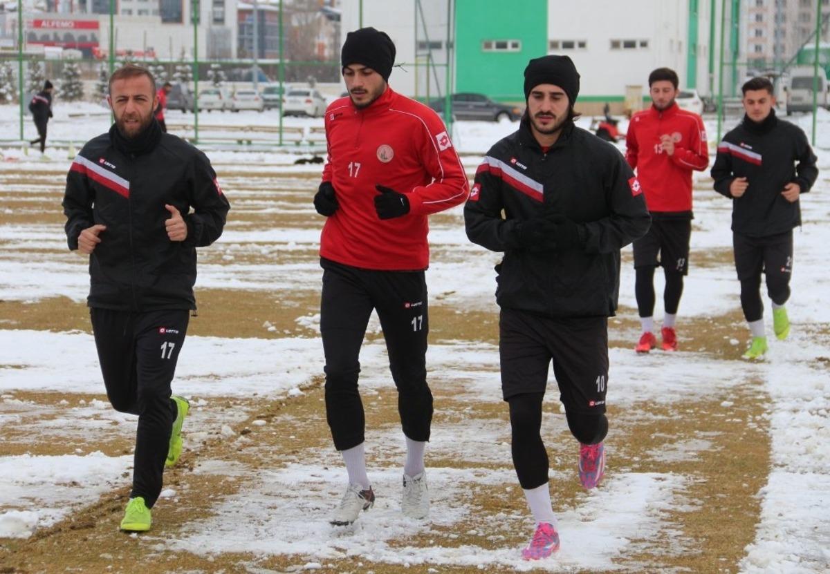 Sivas Belediyespor, Maraş&rsquo;a hazırlanıyor