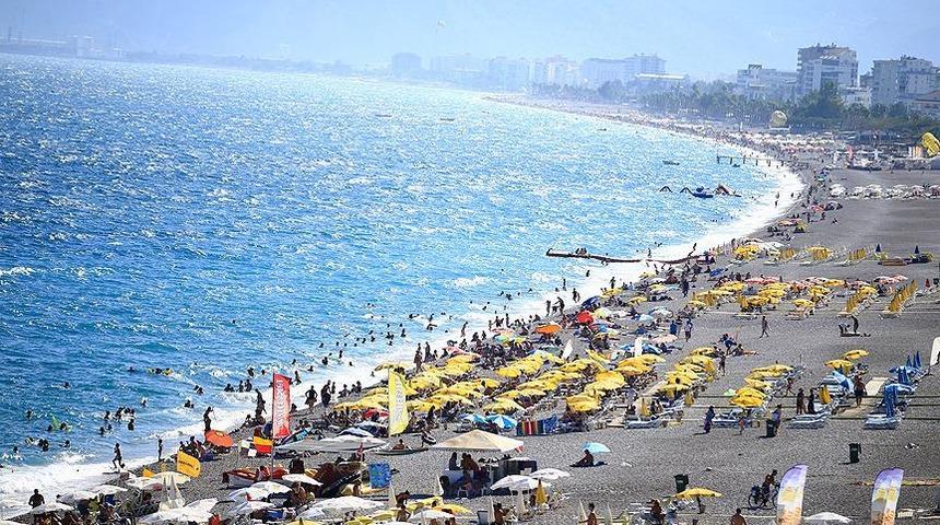 Antalya Büyükşehir Belediye Başkanı Muhittin Böcek'ten Konyaaltı Sahili açıklaması