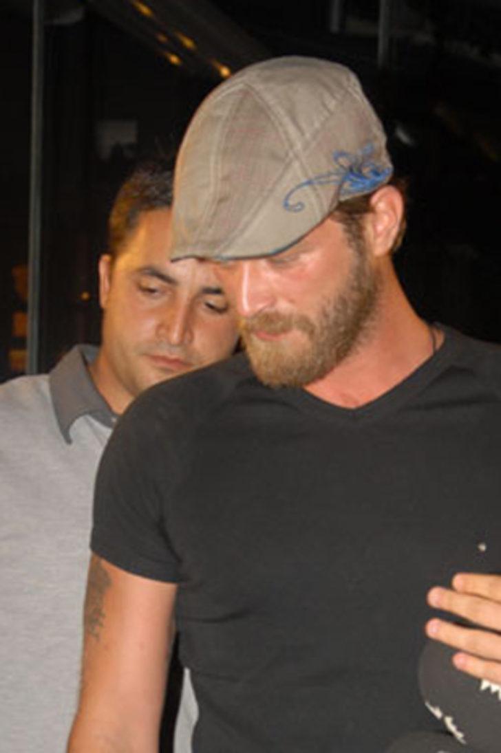 İşte Kıvanç Tatlıtuğ'un yeni sevgilisi G2