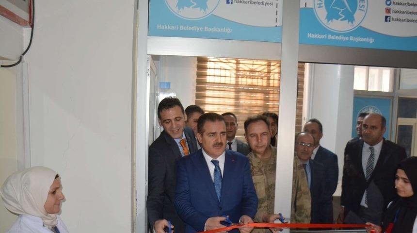 Hakkari Belediyesinden &ldquo;Beyaz Masa &Ccedil;&ouml;z&uuml;m Merkezi&rdquo; hizmeti