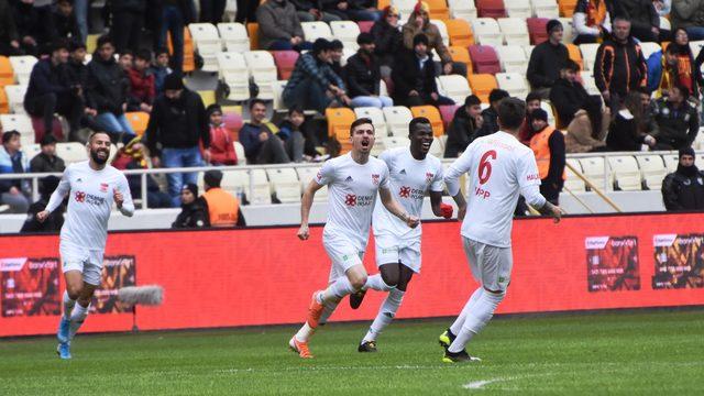Demir Grup Sivasspor çeyrek finalde
