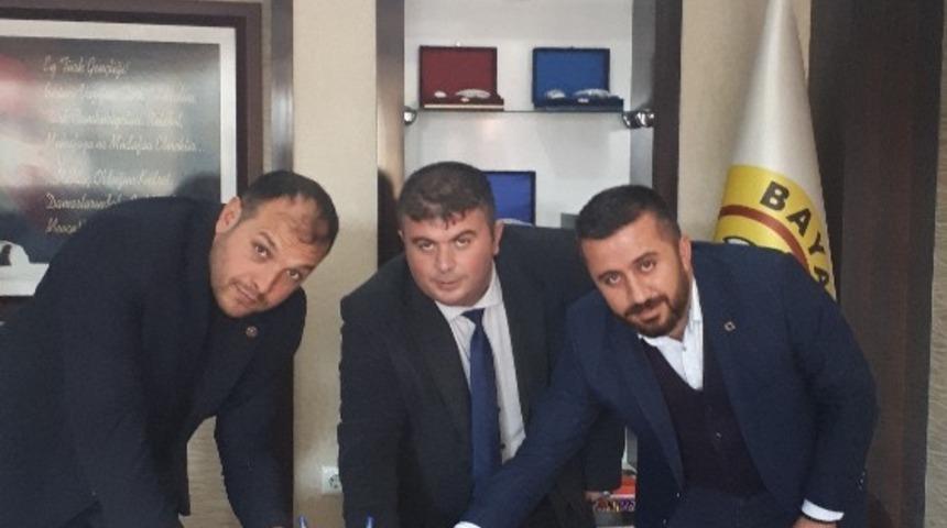 Bayat&rsquo;ta "Bir Bilenle Bilge Nesil" protokol&uuml; imzalandı