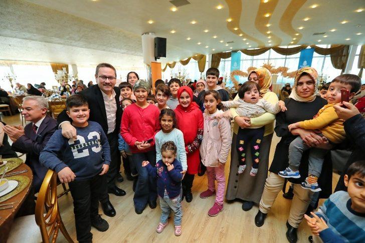 Başakşehir’de maskotlu, illüzyonlu karne şenliği G2