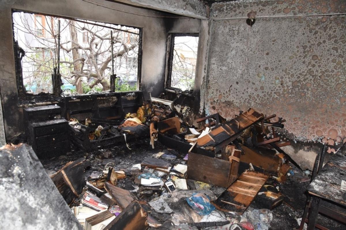 Yangın mağduru aileye İzmit Belediyesi&rsquo;nden yardım eli