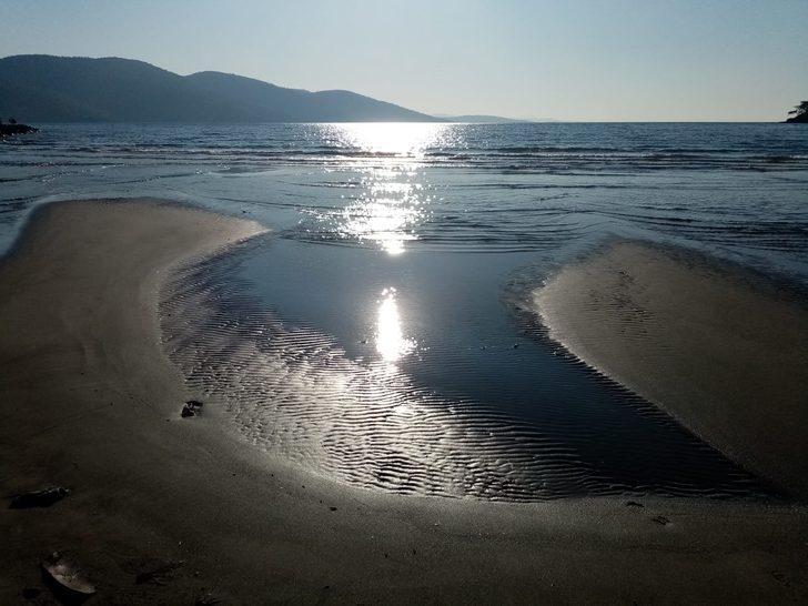 Akyaka'da depremlerin ardından korkutan görüntü! G4