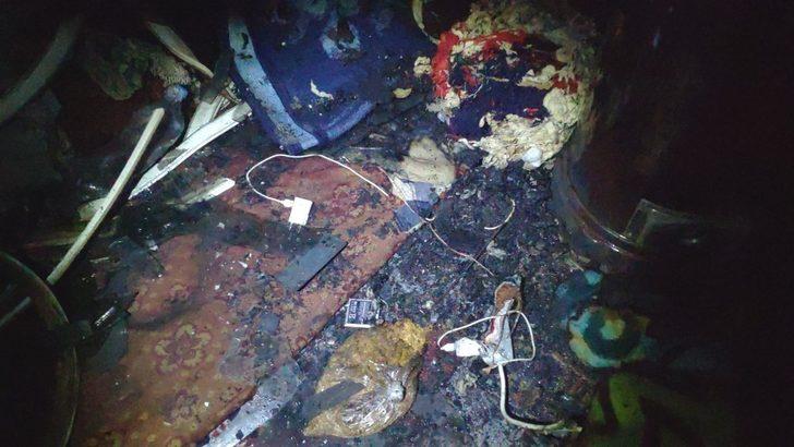 Şarjda unutulan telefon evi kül etti G5