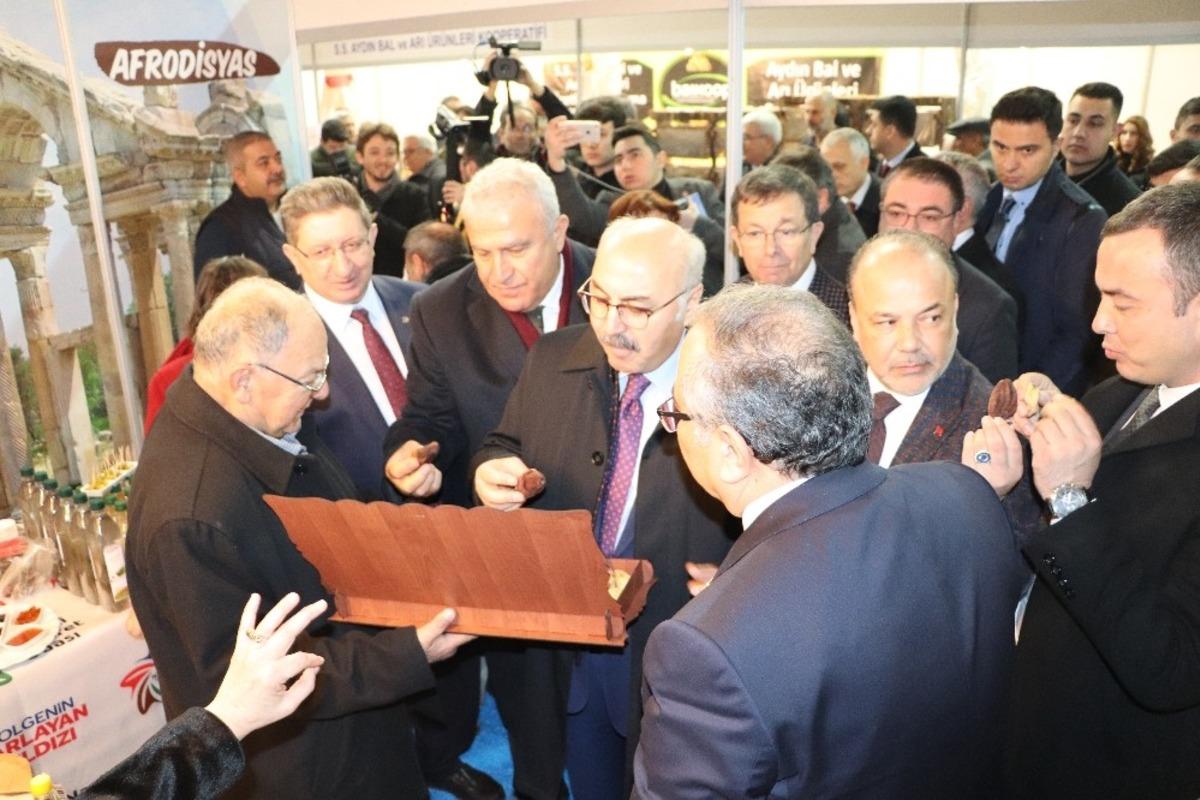 Aydın Tarım Fuarı&rsquo;nda Nazillili girişimcilerin &uuml;r&uuml;nleri yoğun ilgi g&ouml;rd&uuml;