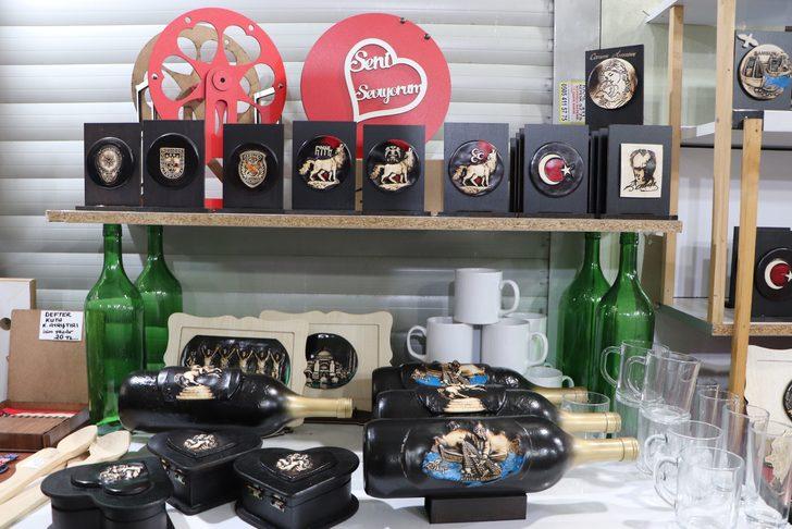 1 liraya aldığı şişeleri sanat eserine dönüşüp Avrupa'ya 50 euroya satıyor G5