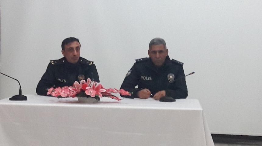 Emniyet M&uuml;d&uuml;r&uuml; Şenocak, temizlik iş&ccedil;ilerinden destek istedi