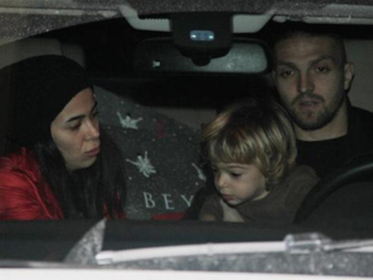 Caner Erkin, Asena'yla indirimi kaçırmadı G1