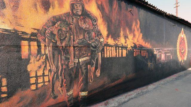 Trakya Üniversitesi Güzel Sanatlar Fakültesi öğrencileri Edirne’yi sanatla süslemeye devam ediyor