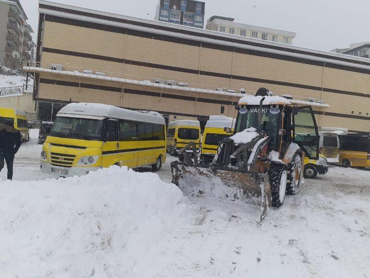 VASKİ ekiplerinden karla mücadele çalışması G3
