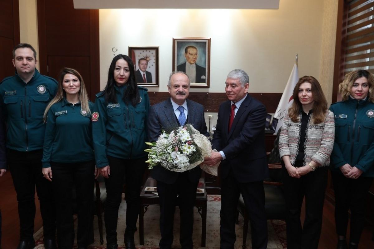 Vali &Ccedil;akacak, G&uuml;mr&uuml;k M&uuml;d&uuml;r&uuml; Koparan ve beraberindeki heyeti kabul etti