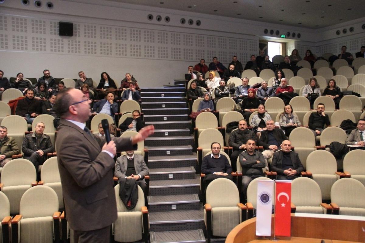 Atat&uuml;rk &Uuml;niversitesi yeni yıla, 30 programın akreditasyon başvurusuyla başladı
