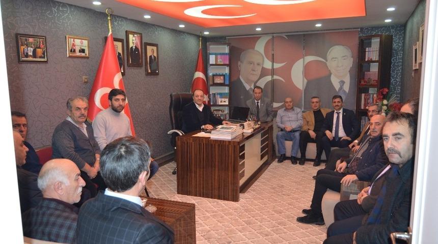 Başkan Karataş, T&Uuml;RKAV ve KAMU-SEN il temsilcileri ile g&ouml;r&uuml;şt&uuml;