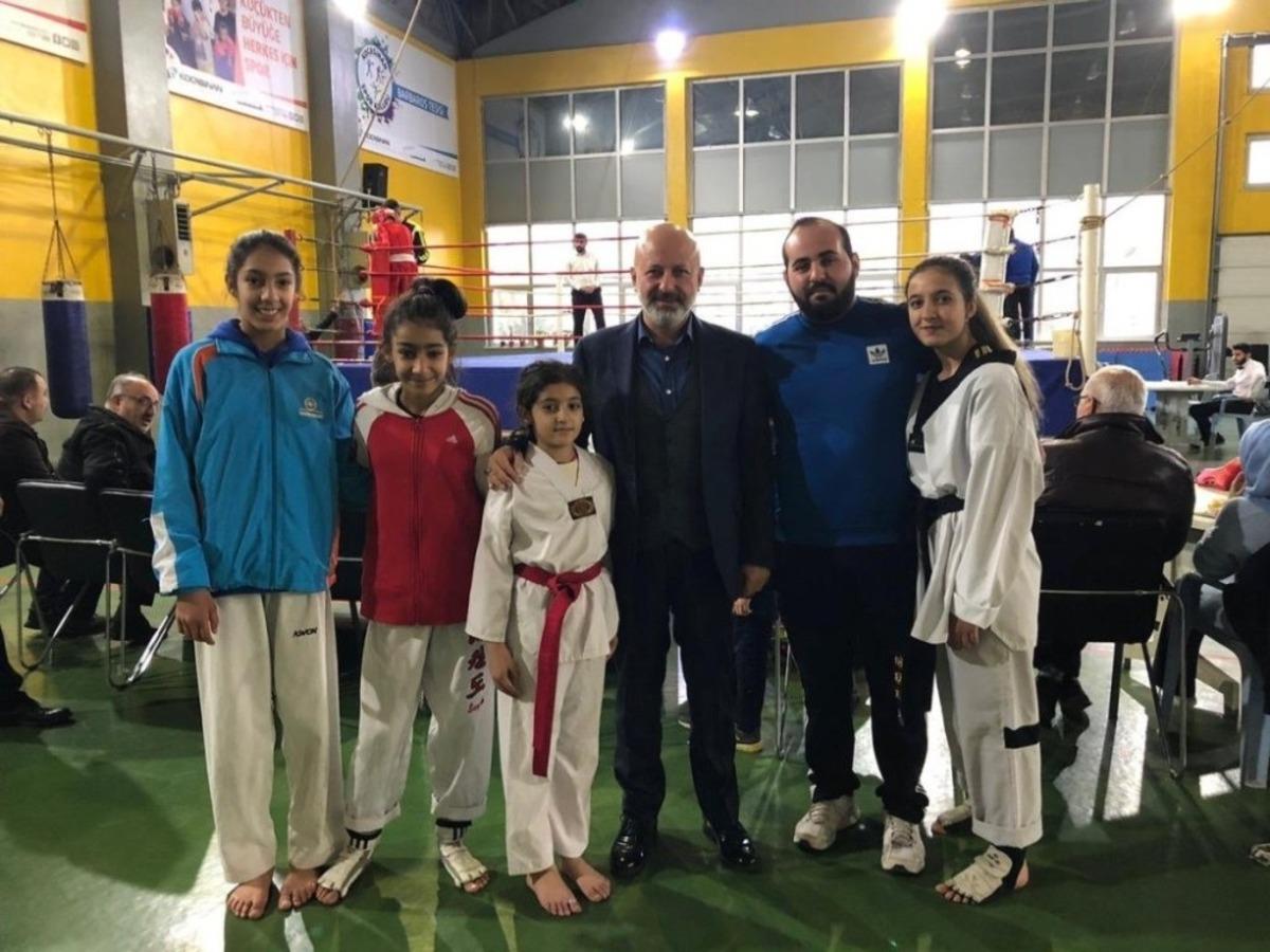 Sporun merkezi Kocasinan&rsquo;da sporcular tek yumruk