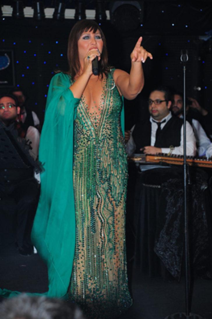 Sibel Can hem coştu hem coşturdu G1