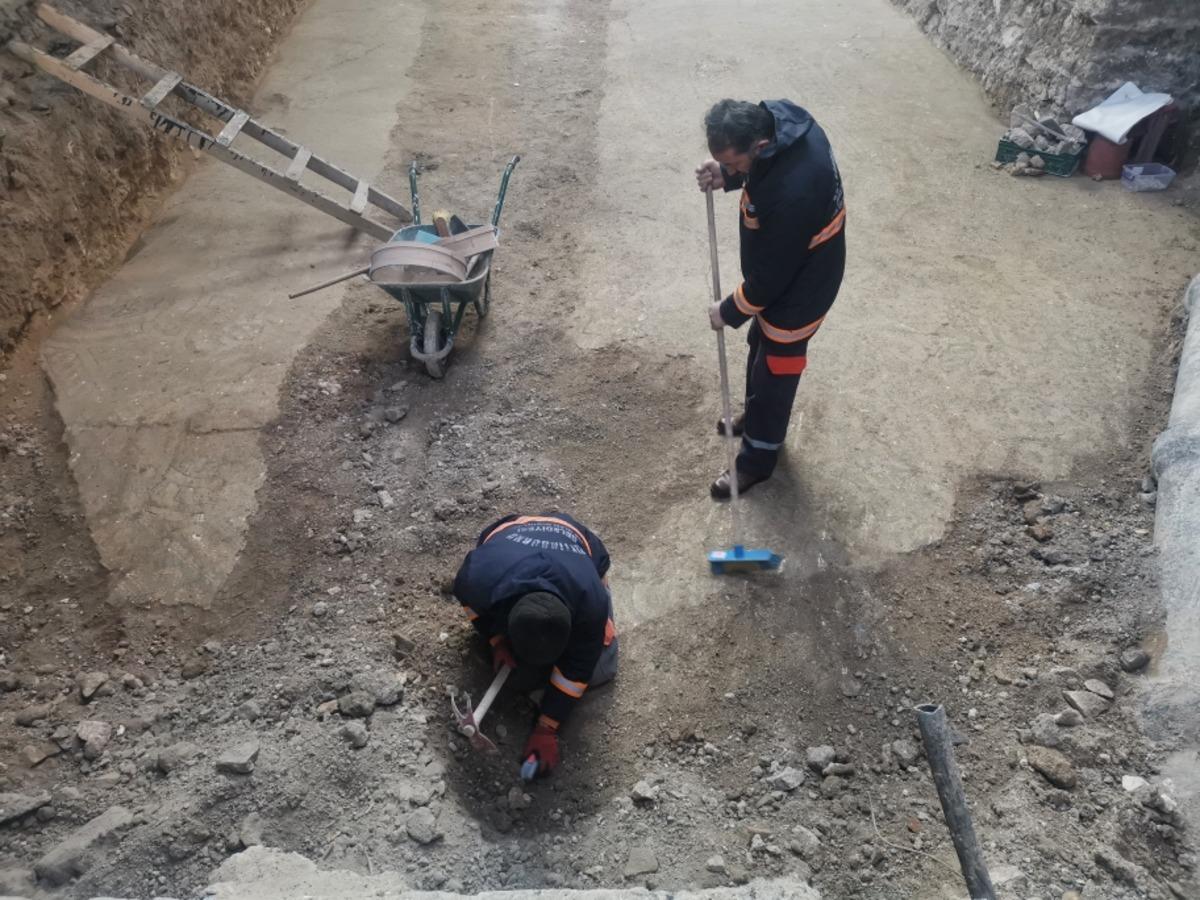 Zeytinburnu Belediye binasının restorasyonunda Roma d&ouml;nemine ait mozaikler bulundu!