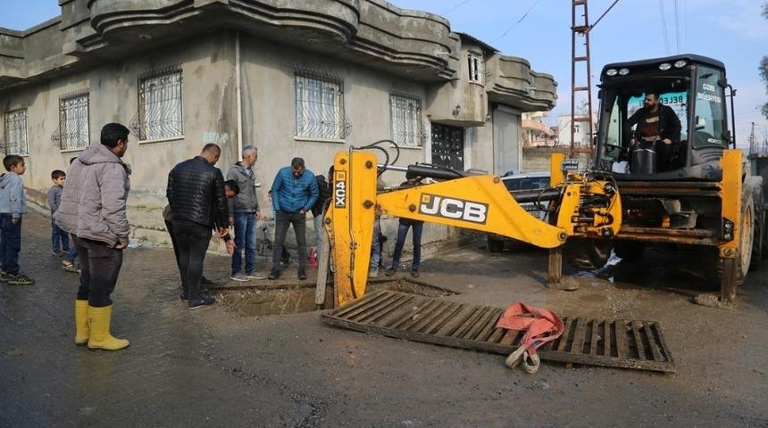 Cudi Mahallesinde yağmurlama &ccedil;alışması başladı