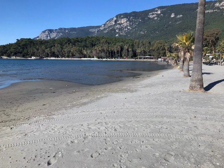 Muğla'da deniz suyu 30 metre çekildi G3