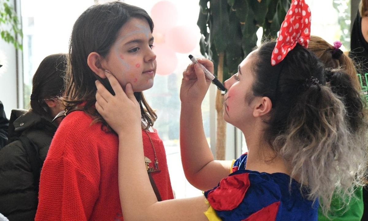 &Ccedil;ocuk Şenliği sinema filmi ile renklendi