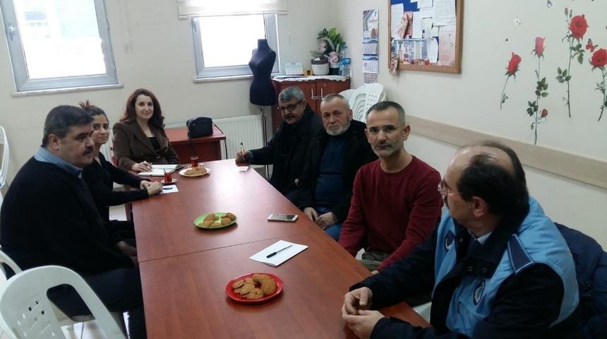 İzmit Belediye Başkan Yardımcısı Yal&ccedil;ın, muhtarları dinledi