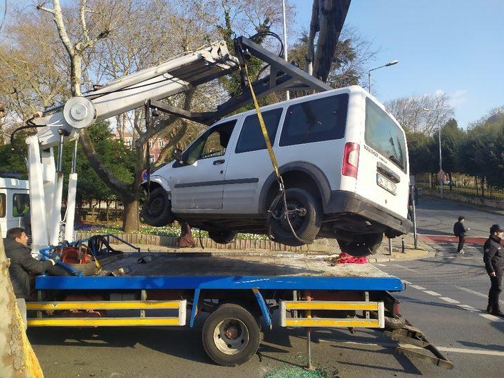 Beşiktaş’ta kırmızı ışık ihlali kazaya neden oldu G2