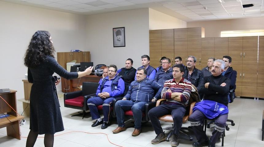 B&uuml;y&uuml;kşehir personeline &ldquo;Akaryakıt &Uuml;r&uuml;n Bilgisi, G&uuml;venli Dolum Kuralları&rdquo; eğitimi