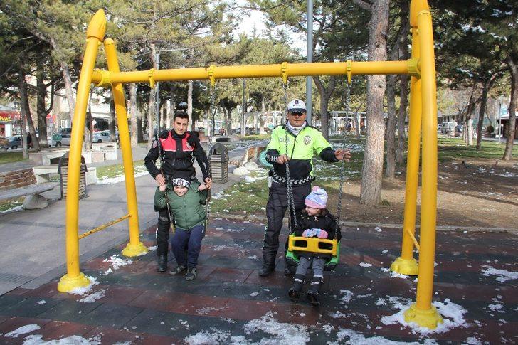 Çorum polisinden ’Huzur 19’ uygulaması G2