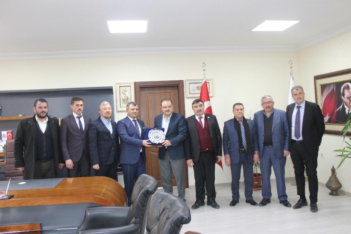AK Parti Yerel Y&ouml;netimler Başkan Yardımcısı Abdurrahman &Ouml;z&rsquo;den Emirdağ&rsquo;a ziyaret