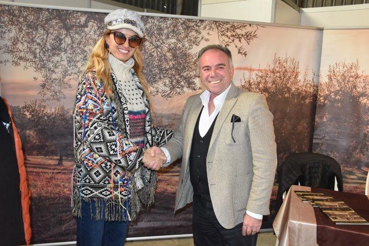 Ünlü Manken Tuğba Özay: İnya standında güzelliğinin sırrını açıkladı G1