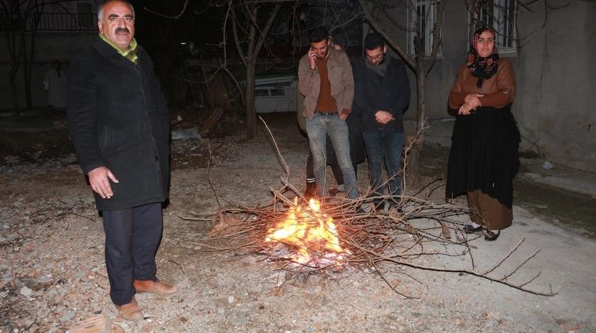 Elazığ depremi Erzincan&rsquo;da da hissedildi