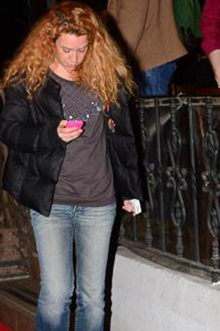 Ünlü oyuncu gecelerde fena yakalandı G4