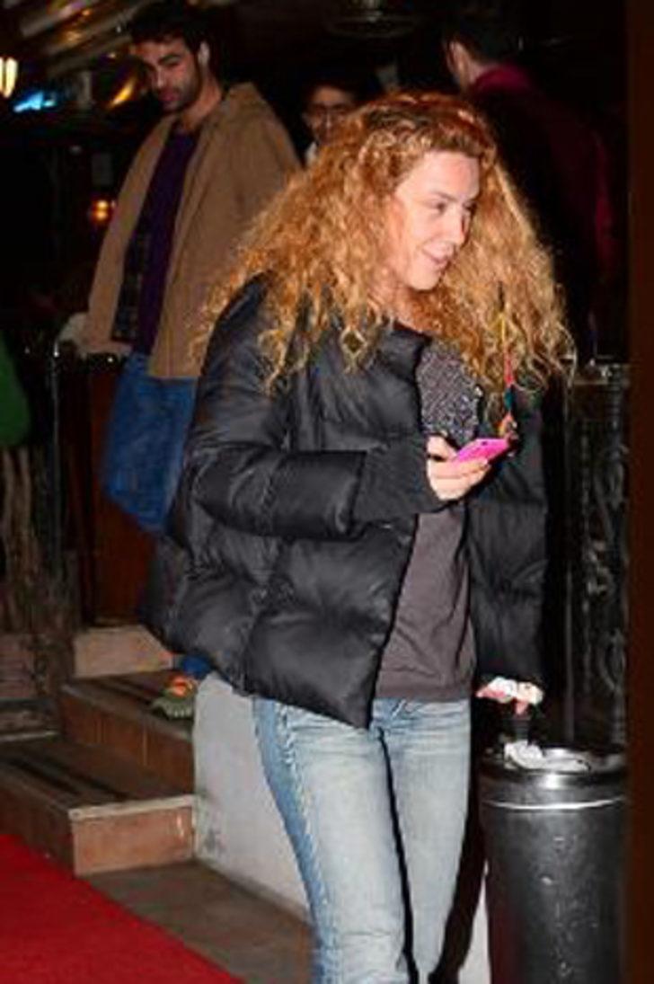 Ünlü oyuncu gecelerde fena yakalandı G5