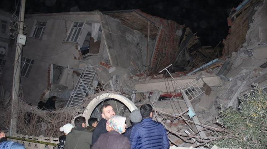 AFAD'dan son dakika açıklaması: 35 artçı deprem kaydedildi