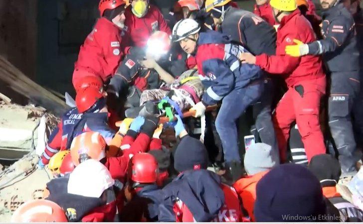 Elazığ'daki depremden iyi haber... Kurtarma çalışmaları devam ediyor, enkaz altından çıkarıldılar G5