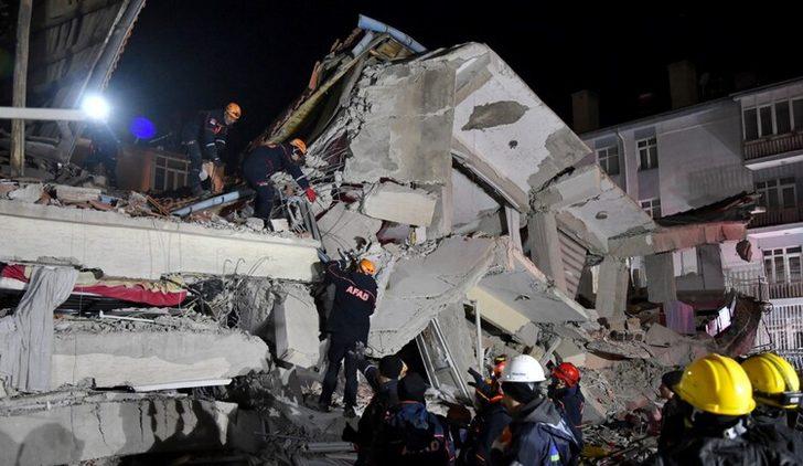 Ünlü isimler Elazığ depremi sonrası paylaştı! 'Üzüntüden gözümü kırpamadım' G3