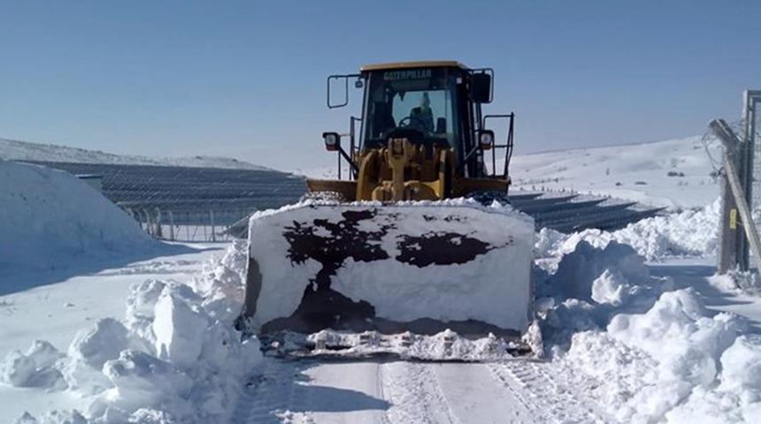 Tepabaşı’nın kırsalda karla mücadelesi sürüyor