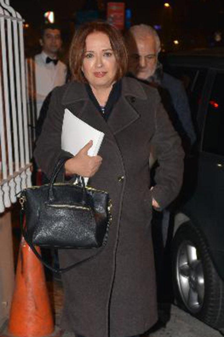 "Bunların üçü de sevgilim. Fantezi yapacağız" G1