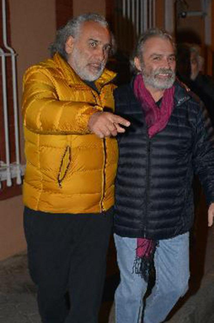 "Bunların üçü de sevgilim. Fantezi yapacağız" G3