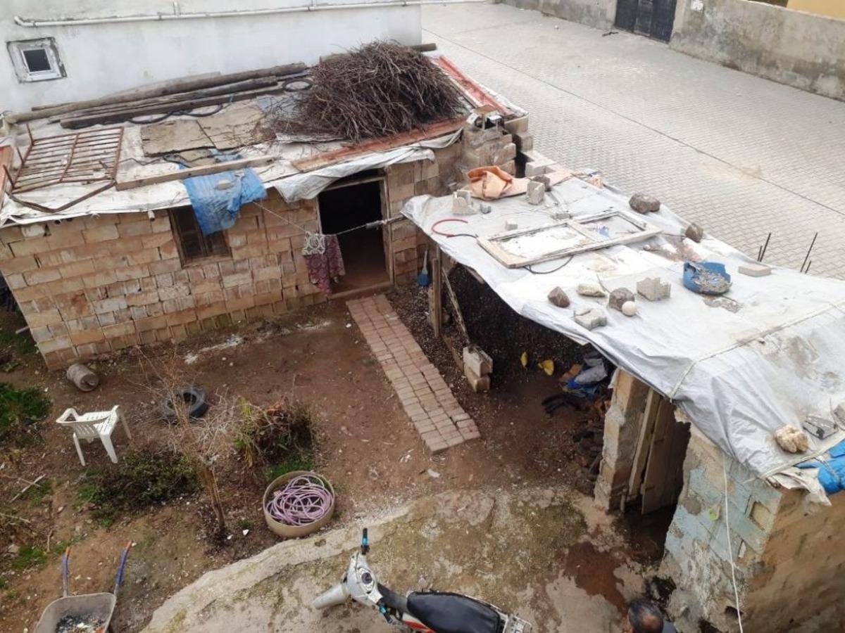 Ak&ccedil;akale&rsquo;de ihtiya&ccedil; sahibi ailenin evi onarıldı