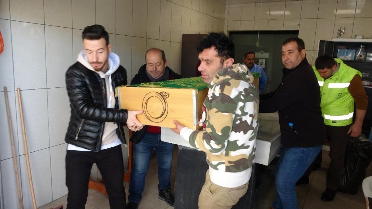 Aynı hastanede hayatlarını kaybettiler, cenazeleri yanlış g&ouml;nderildi