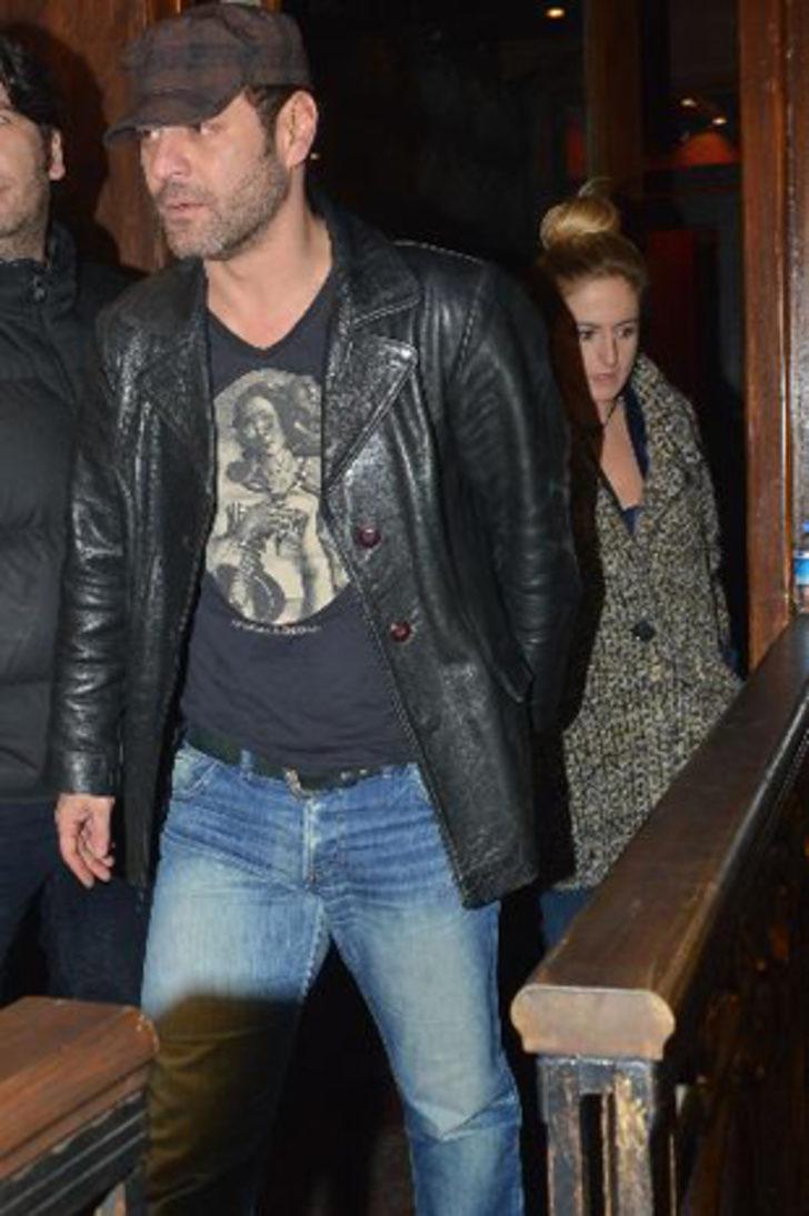 Ünlü çift dudak dudağa barıştı G5