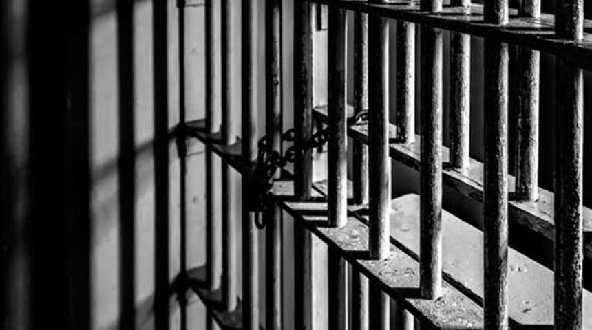 Depremde hasar gören Adıyaman cezaevi boşaltılıyor