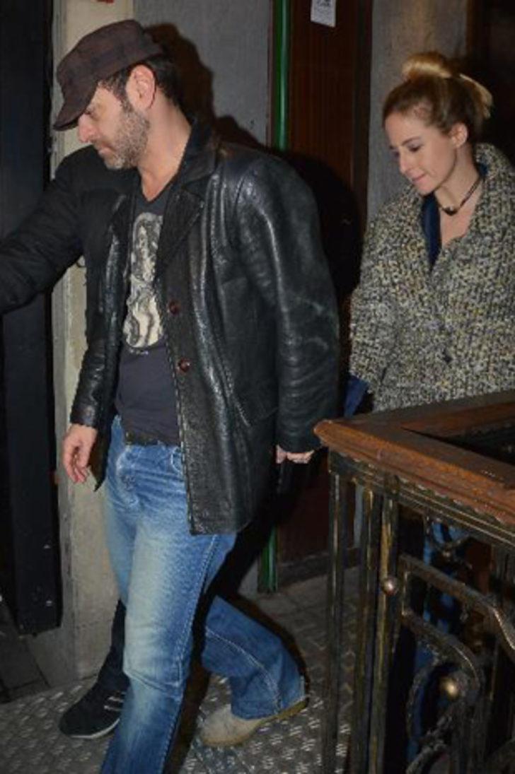 Ünlü çift dudak dudağa barıştı G1